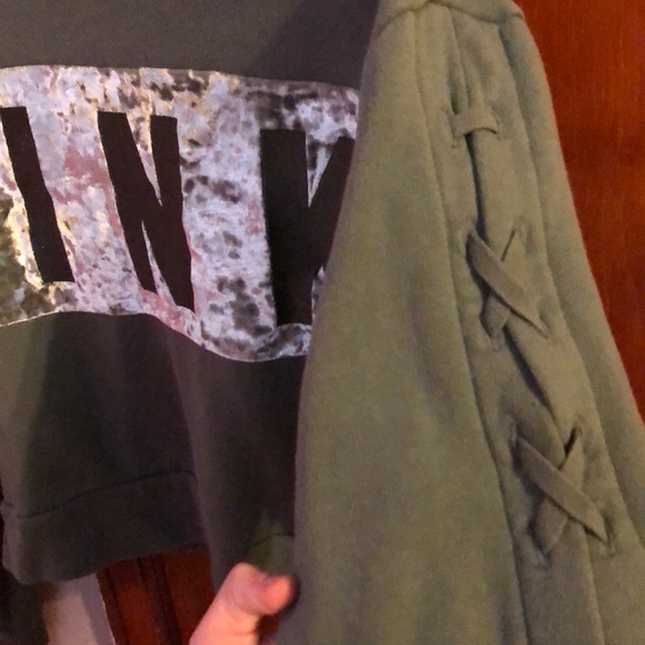 Pink hoodie - Picture 2 of 2